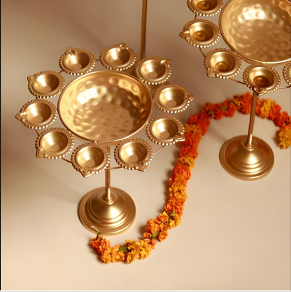 Floral Diya Urli Stand