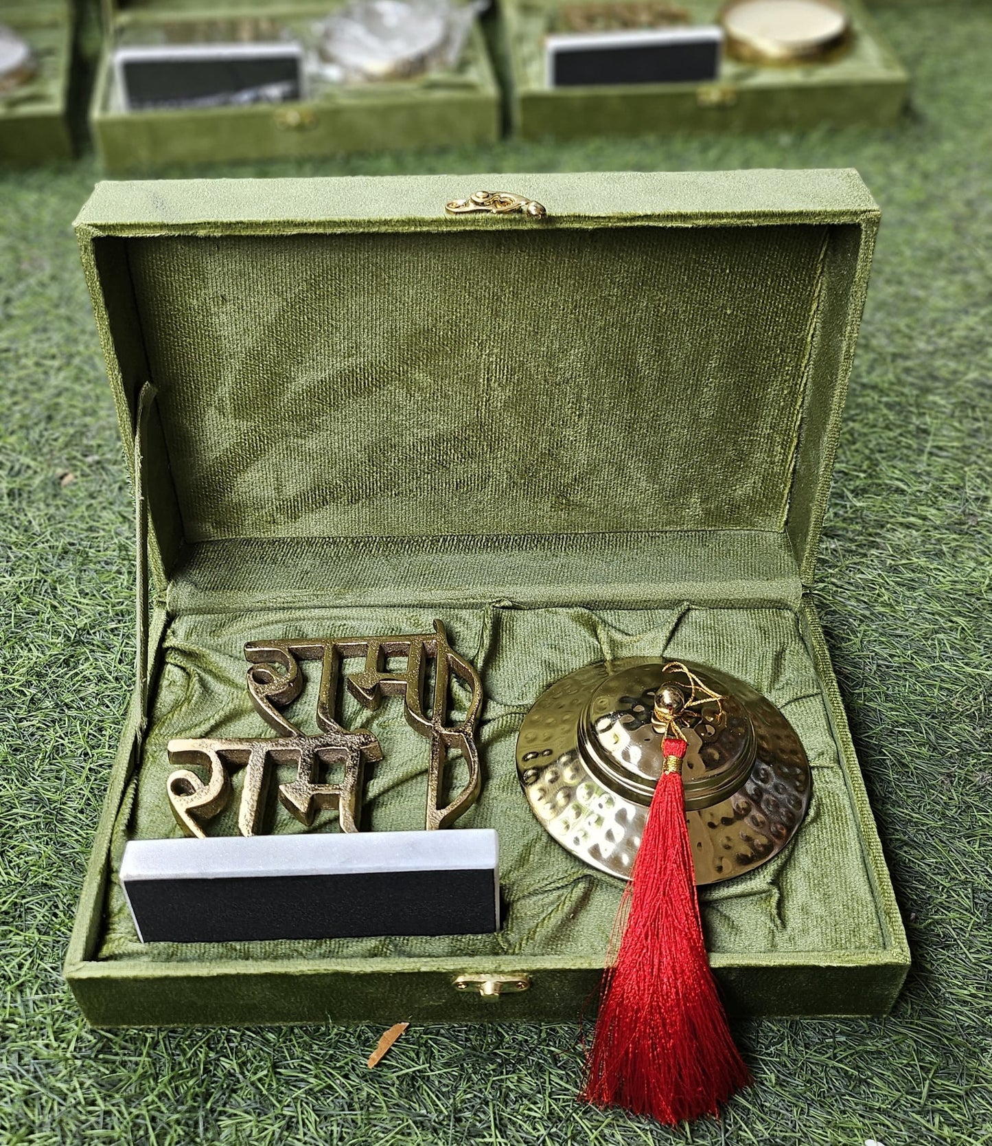 Elegance & Divinity Gift Box