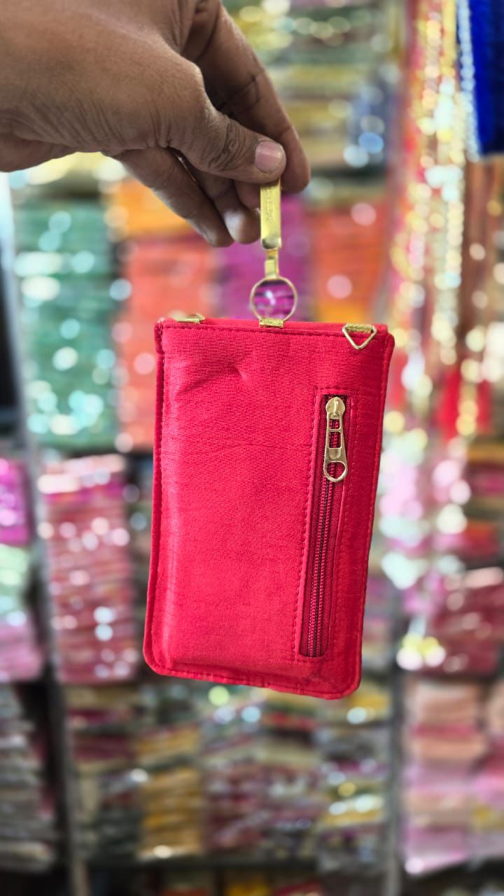 Women's Zari Mobile Pouch