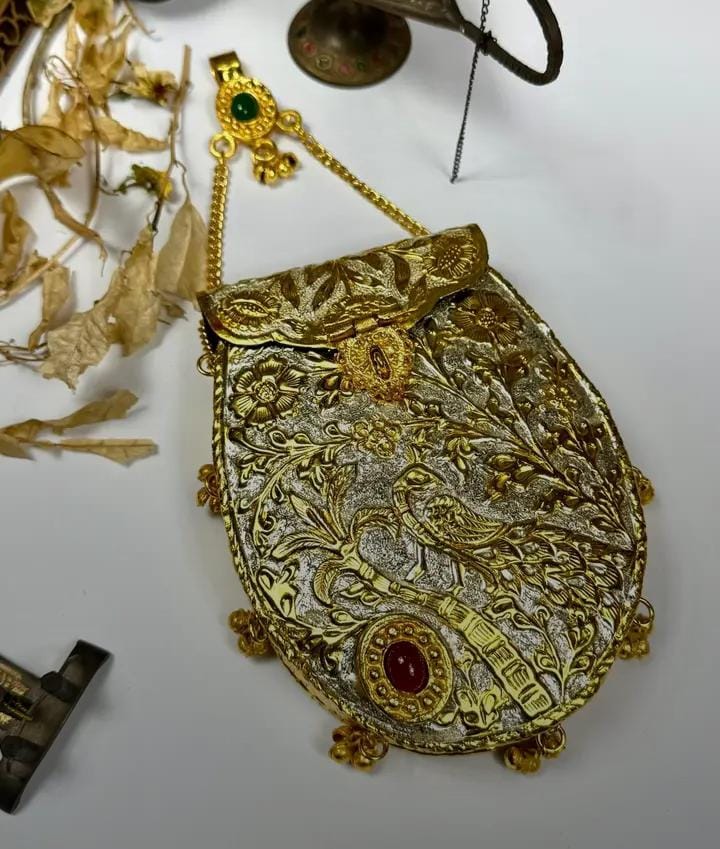 Women's Royal German Silver Purse Gold
