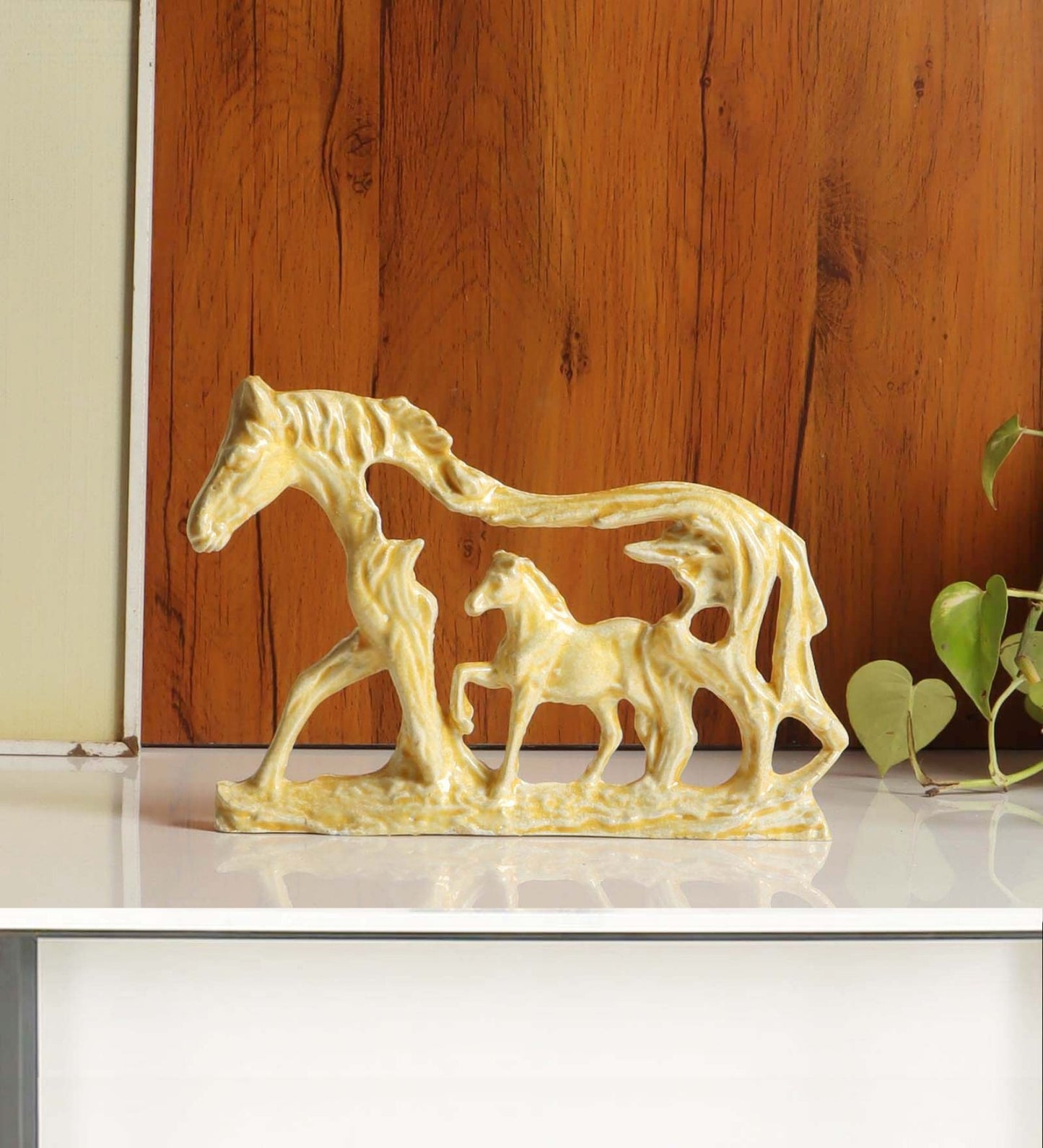 Double Horse Table Decor